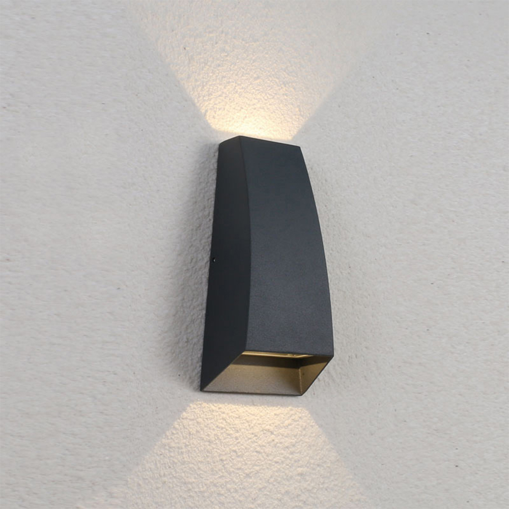 Domus: LED SMD Aluminium Wall Lamp: 2835SMD, IP65, 6W; (D8.5xH17)cm, Black/White