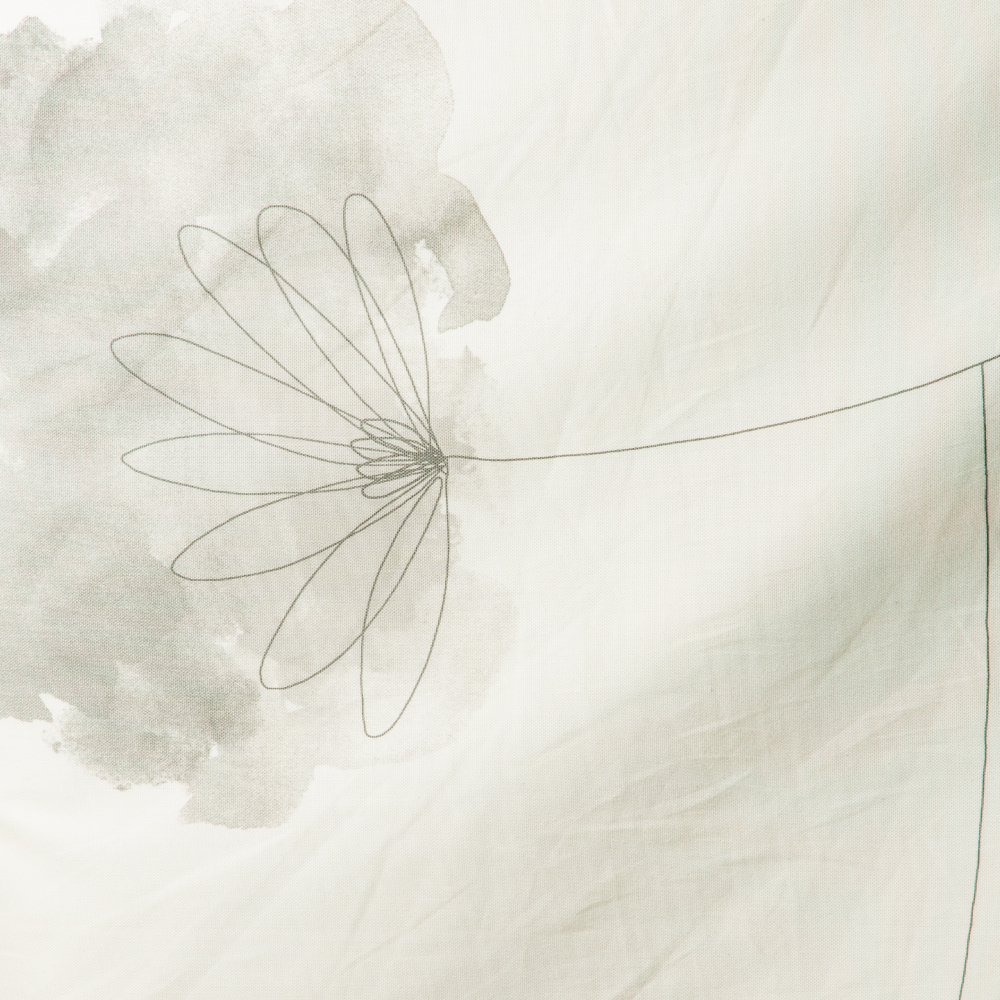 Olite OT-93: Ferri: Floral Pattern Furnishing Fabric; 280cm, White 1