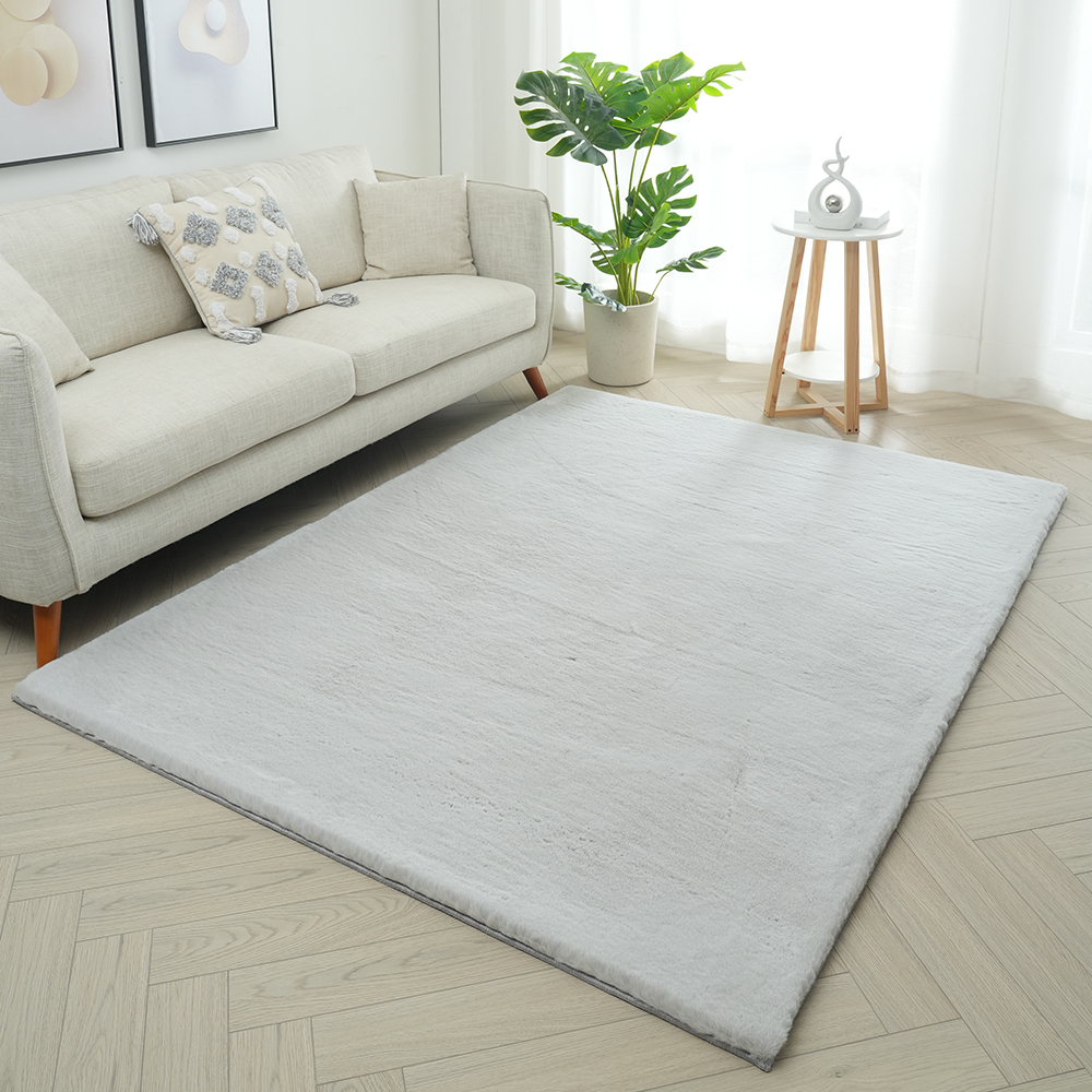 Wuhu: Faux Fur Carpet  Rug; (160x230)cm, Silver