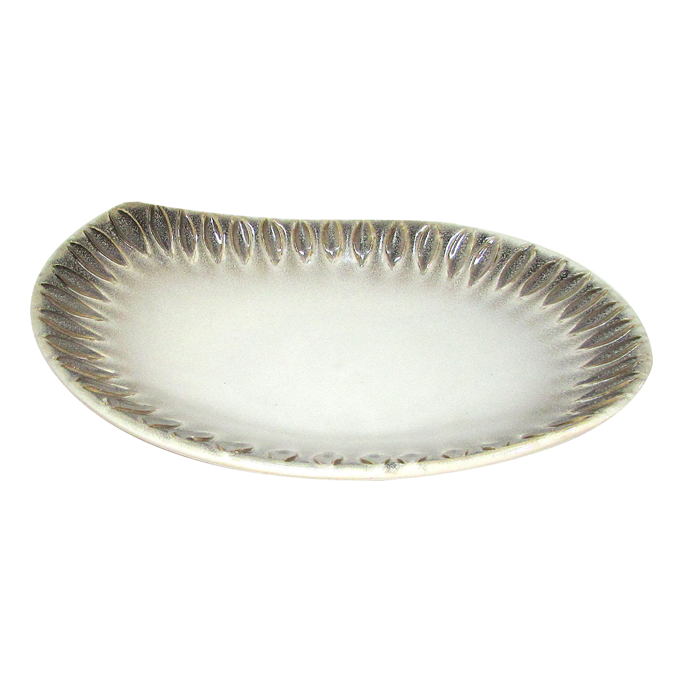 Decorative Ceramic Plate; (28×22.8×5