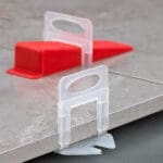 TERA: Tile Levelling Spacer Clips; 2mm x 100pcs, 260g